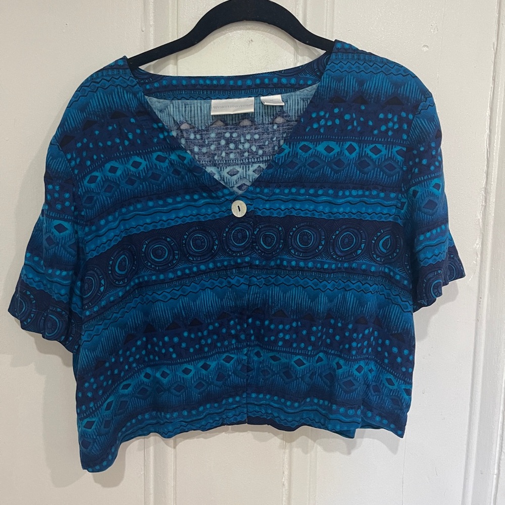Worthington Blue Geometric Crop Top